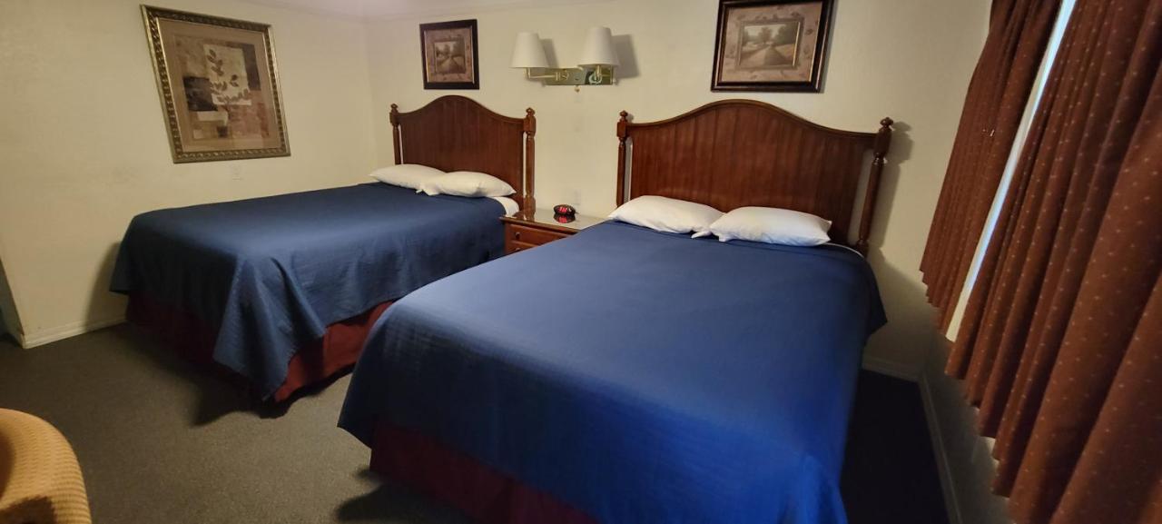 Husker Inn North Platte Esterno foto